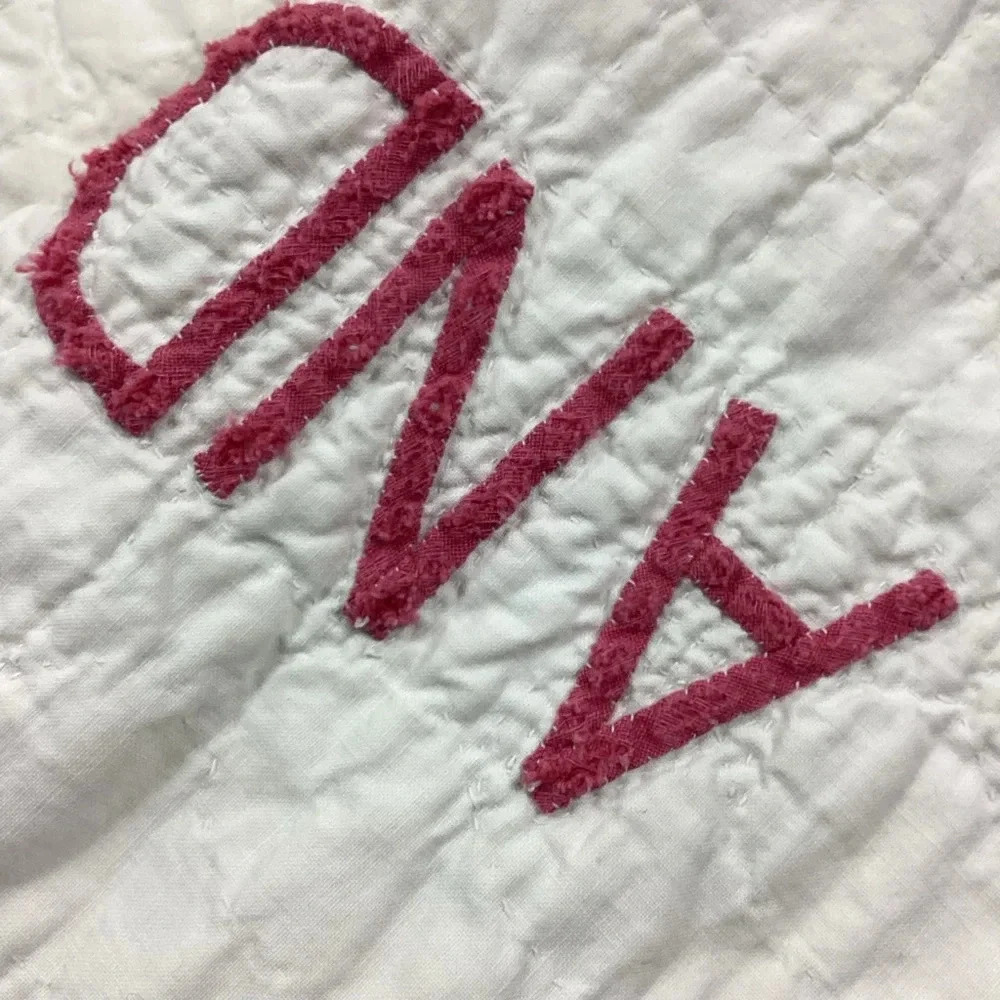 Vintage 1940s hand stitched baby blanket 45 x 60 - Picture 5 of 9